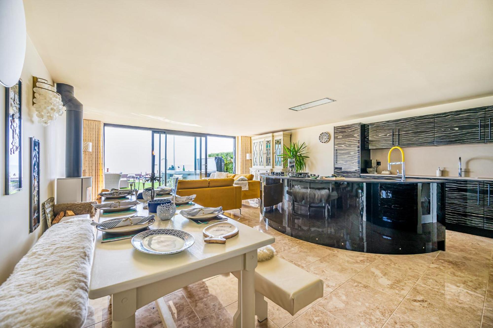 Aqua Blu Beach House Holiday Rental 佩文西 外观 照片